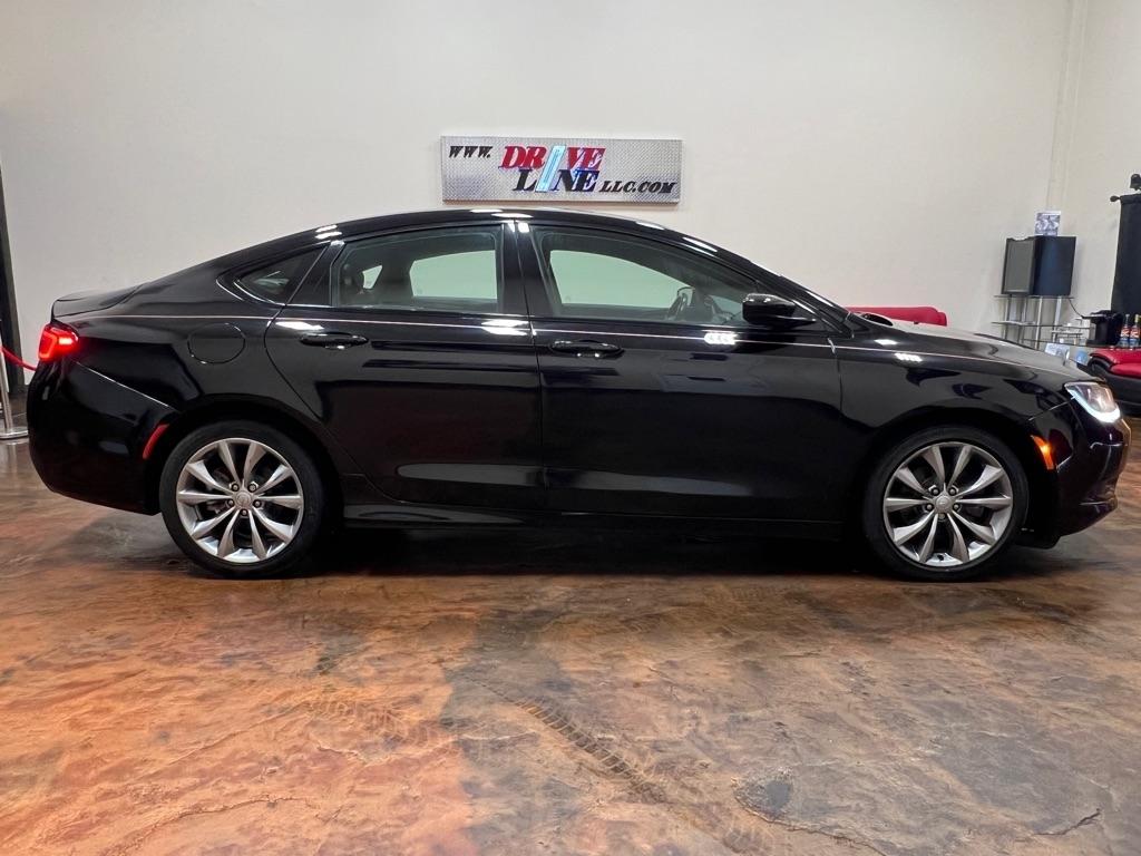 Chrysler 200 4dr Sdn S FWD 2016