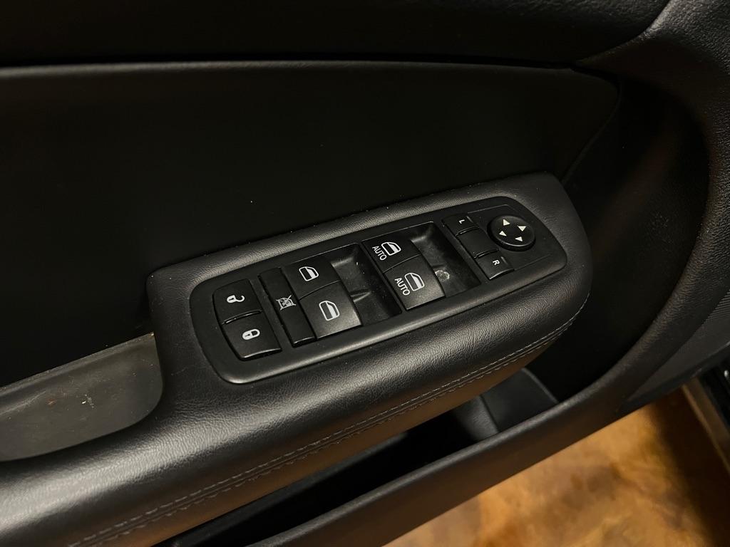 Chrysler 200 4dr Sdn S FWD 2016