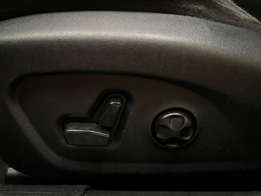 Chrysler 200 4dr Sdn S FWD 2016