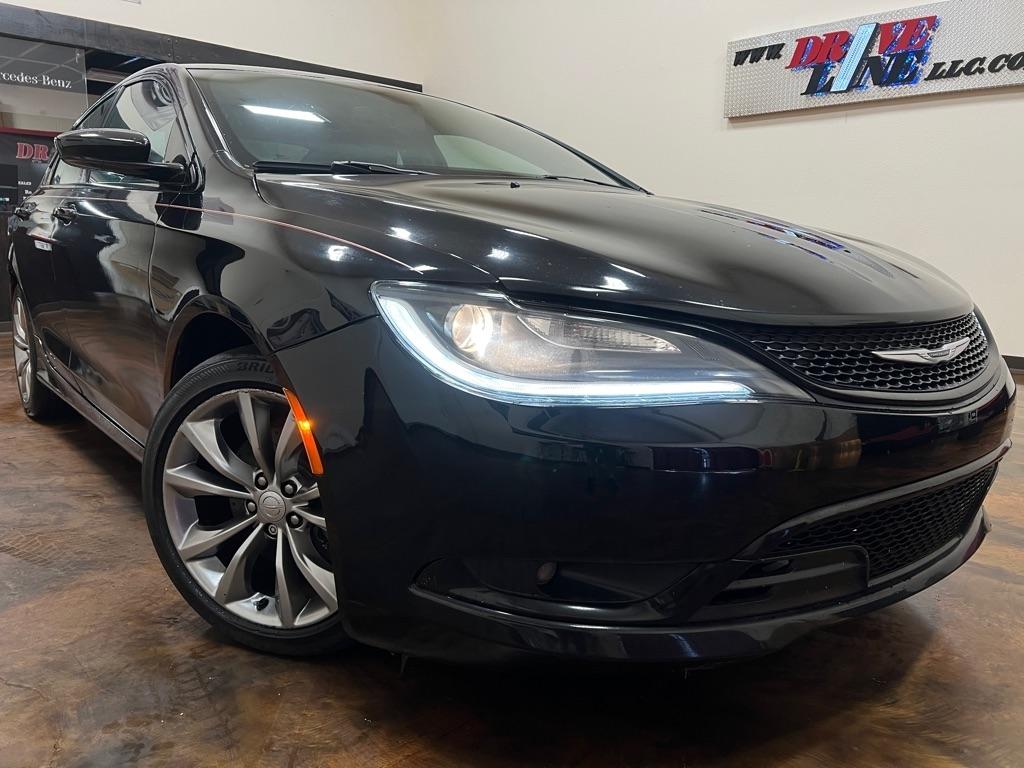Chrysler 200 4dr Sdn S FWD 2016