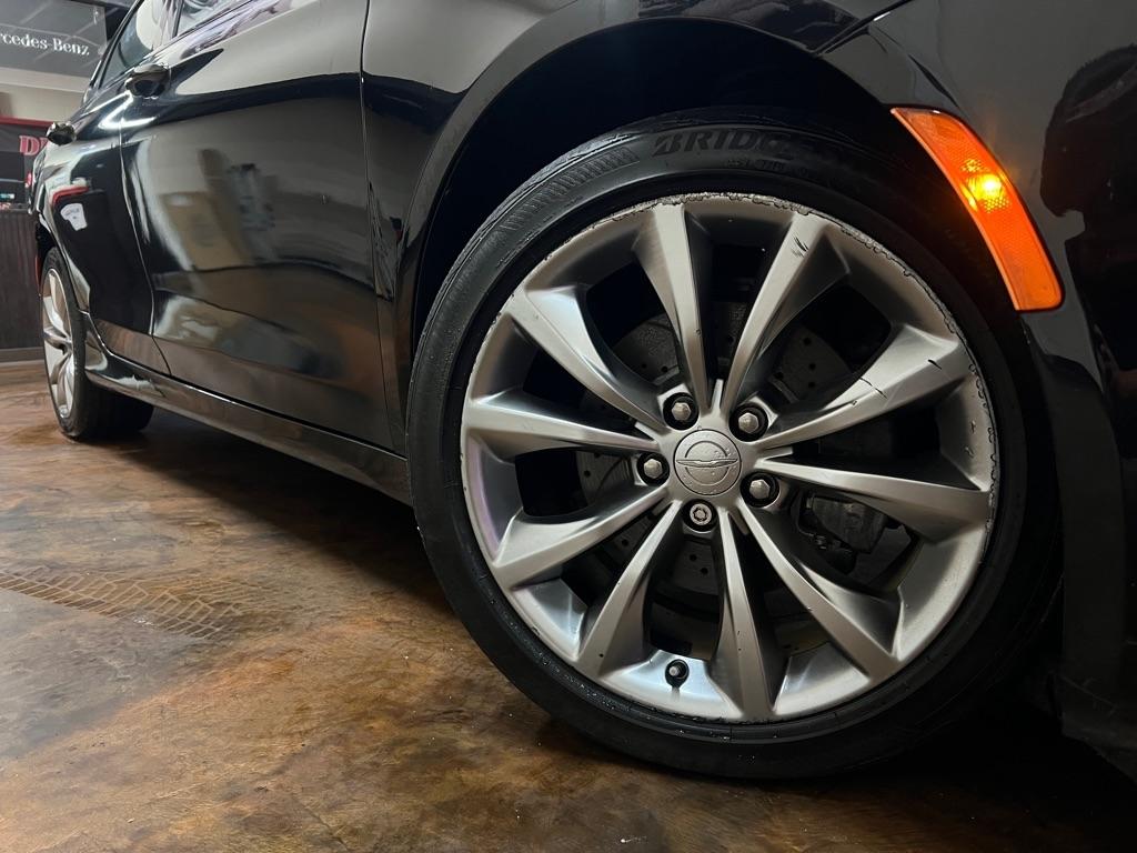 Chrysler 200 4dr Sdn S FWD 2016