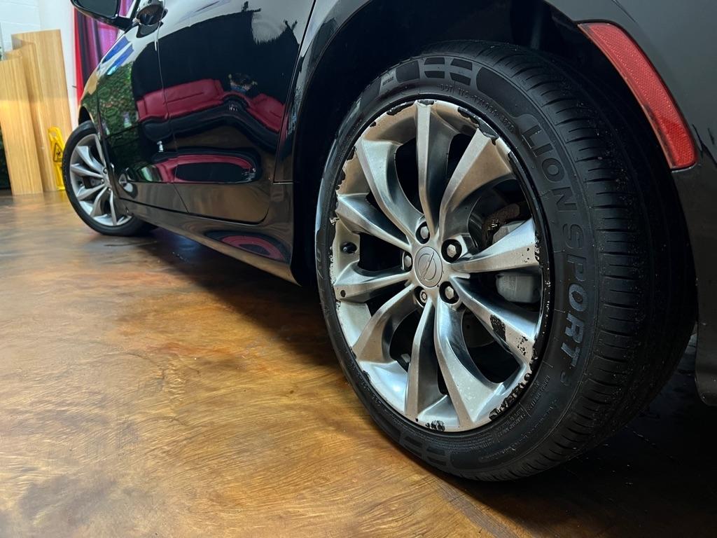 Chrysler 200 4dr Sdn S FWD 2016