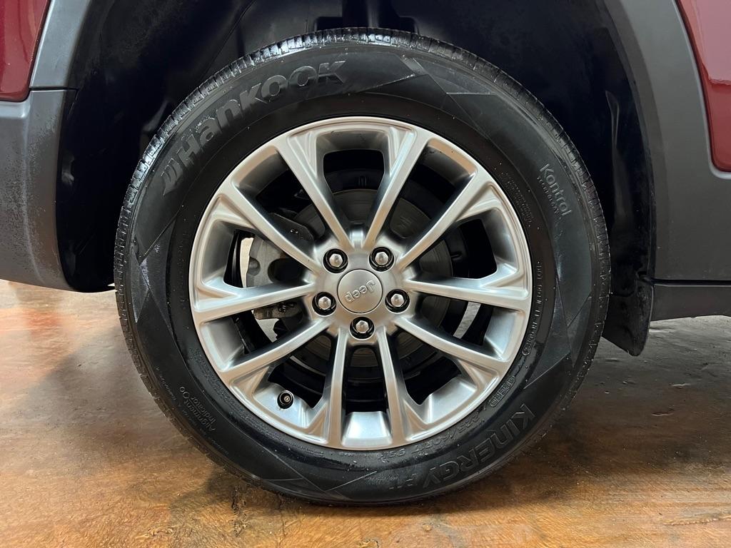 Jeep Cherokee Latitude Plus FWD 2019