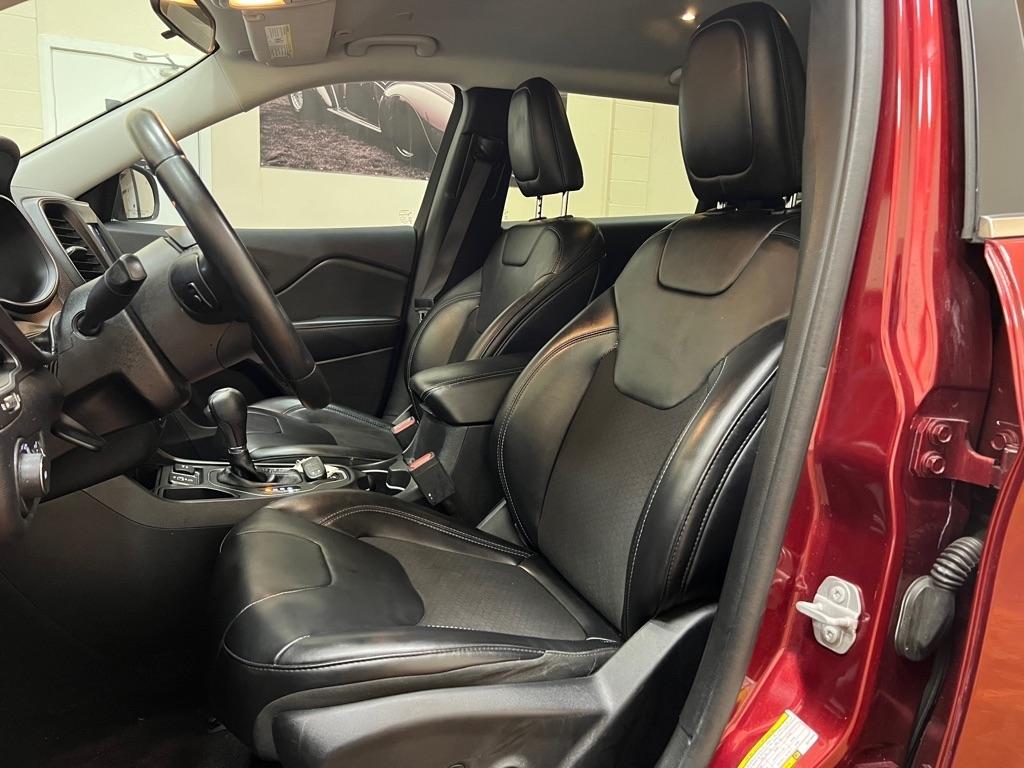 Jeep Cherokee Latitude Plus FWD 2019