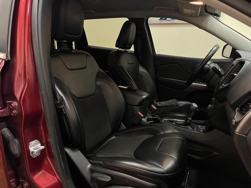 Jeep Cherokee Latitude Plus FWD 2019