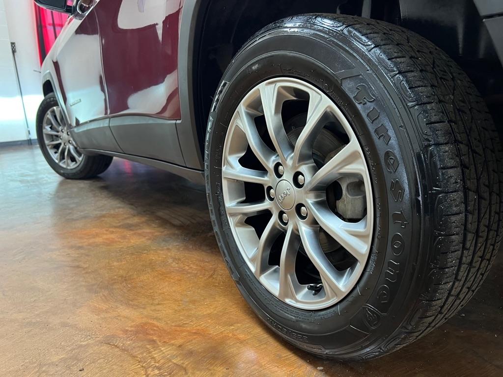 Jeep Cherokee Latitude Plus FWD 2019