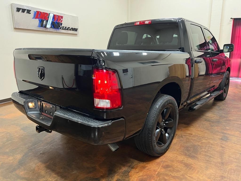 RAM 1500 Express 4x2 Crew Cab 5'7" Box 2018
