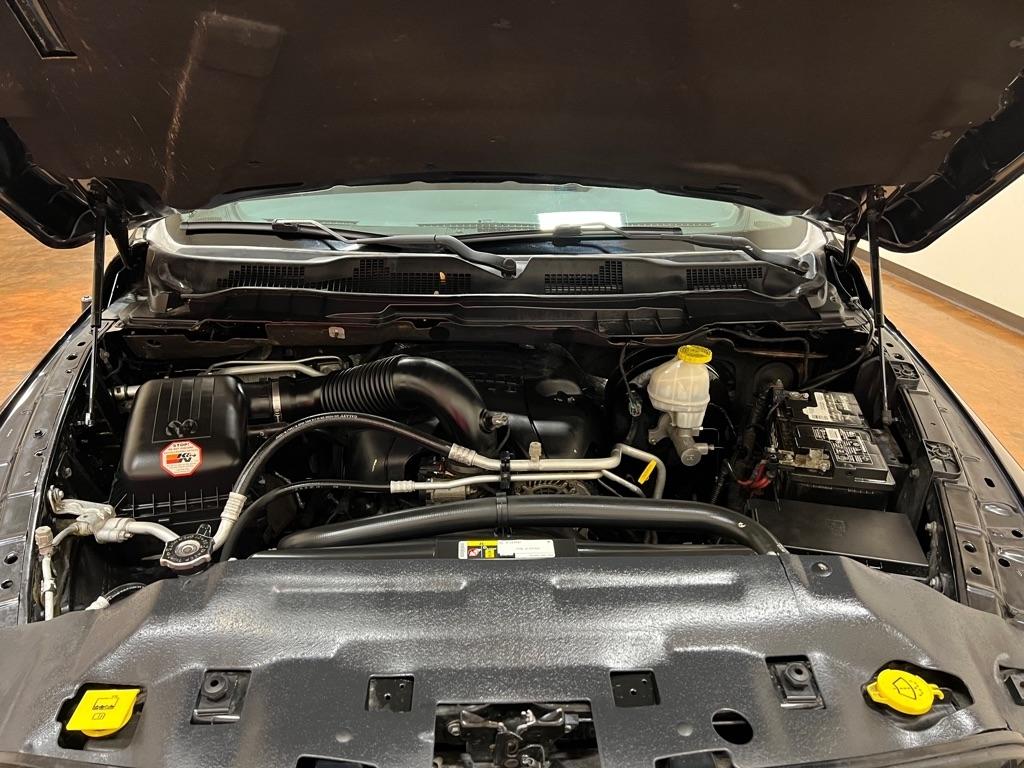 RAM 1500 Express 4x2 Crew Cab 5'7" Box 2018