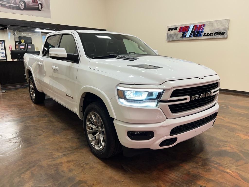 RAM 1500 Laramie 4x4 Crew Cab 5'7" Box 2020