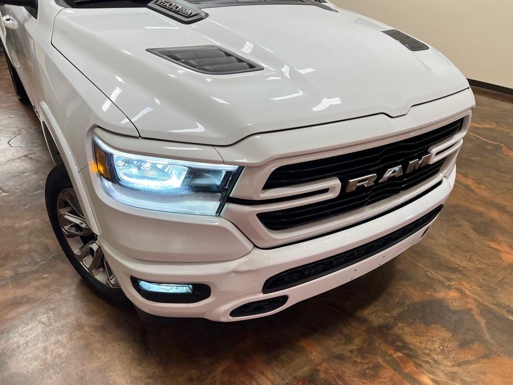 RAM 1500 Laramie 4x4 Crew Cab 5'7" Box 2020