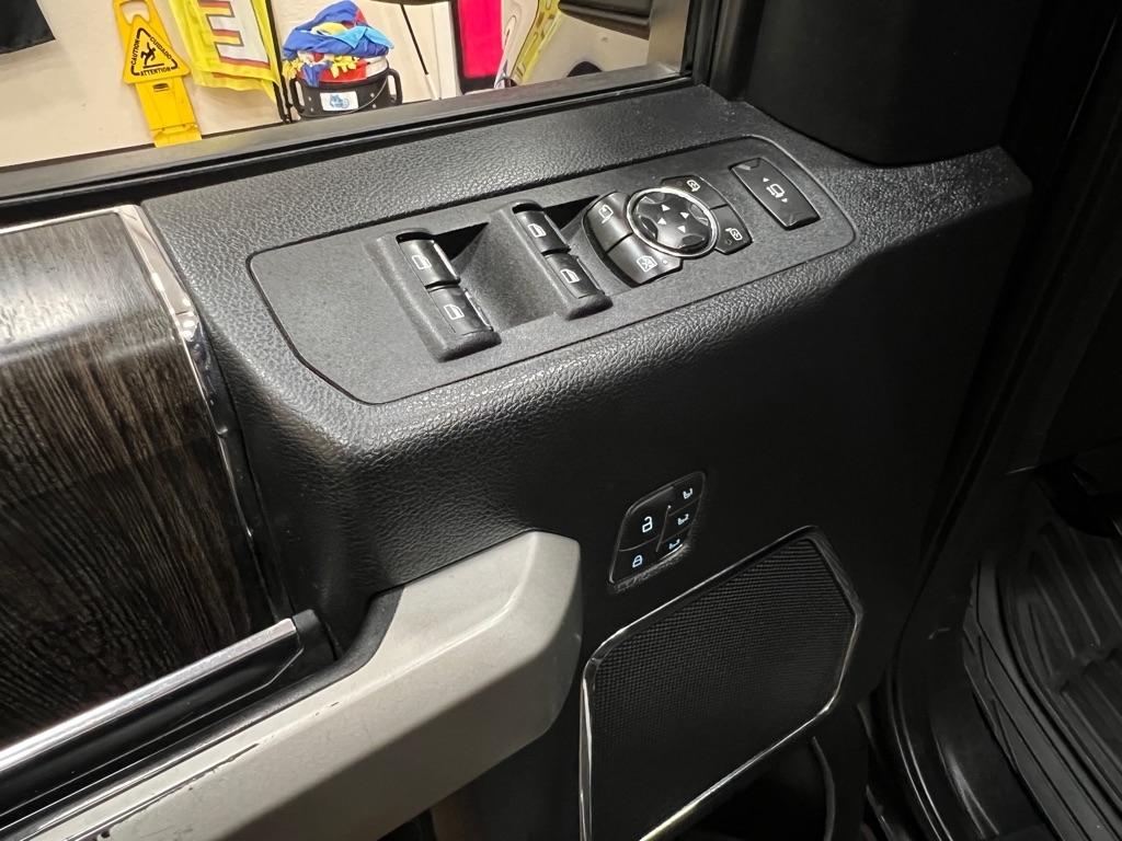 Ford Super Duty F-250 SRW King Ranch 4WD Crew Cab 8' Box 2021