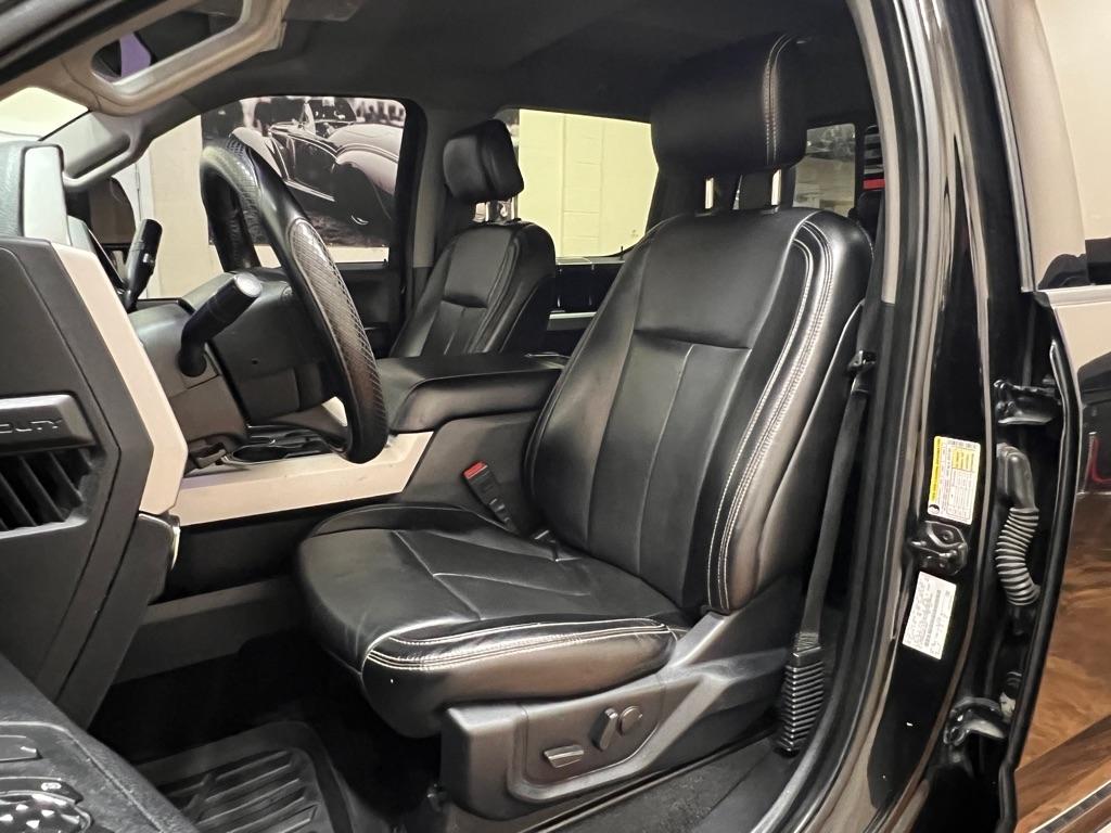 Ford Super Duty F-250 SRW King Ranch 4WD Crew Cab 8' Box 2021