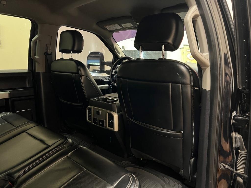 Ford Super Duty F-250 SRW King Ranch 4WD Crew Cab 8' Box 2021