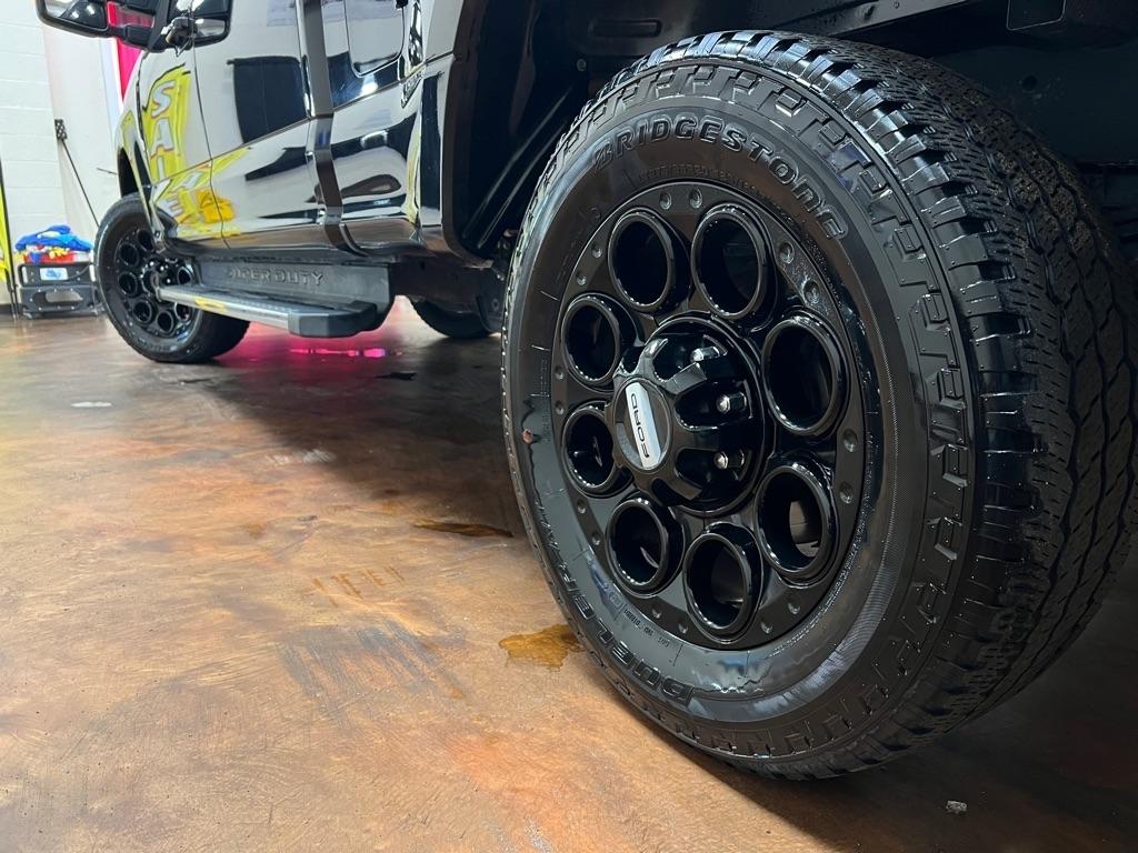 Ford Super Duty F-250 SRW King Ranch 4WD Crew Cab 8' Box 2021