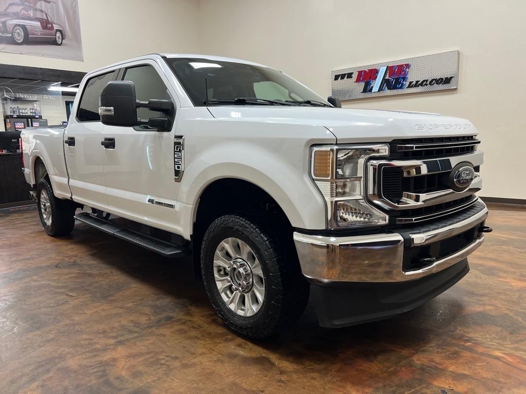 Ford Super Duty F-250 SRW King Ranch 4WD Crew Cab 8' Box 2021