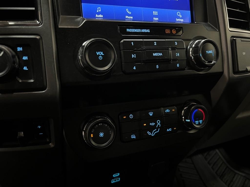 Ford Super Duty F-250 SRW King Ranch 4WD Crew Cab 8' Box 2021