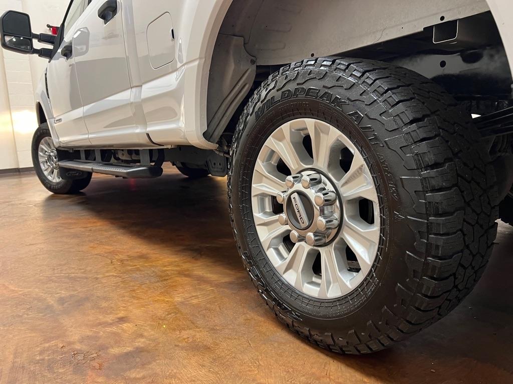 Ford Super Duty F-250 SRW King Ranch 4WD Crew Cab 8' Box 2021