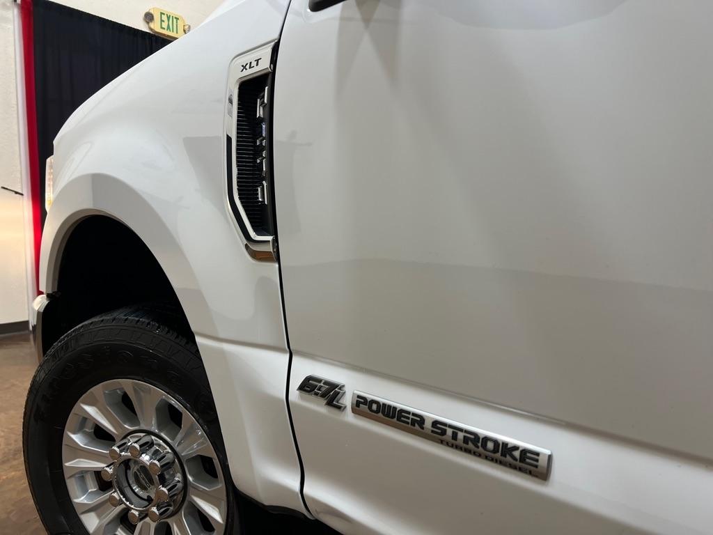 Ford Super Duty F-250 SRW King Ranch 4WD Crew Cab 8' Box 2021