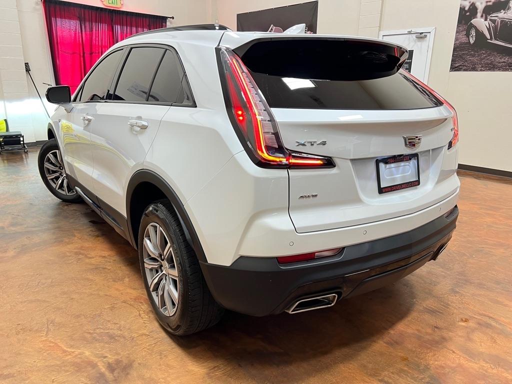 Cadillac XT4 AWD 4dr Sport 2023