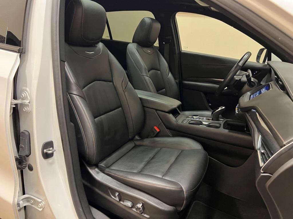 Cadillac XT4 AWD 4dr Sport 2023