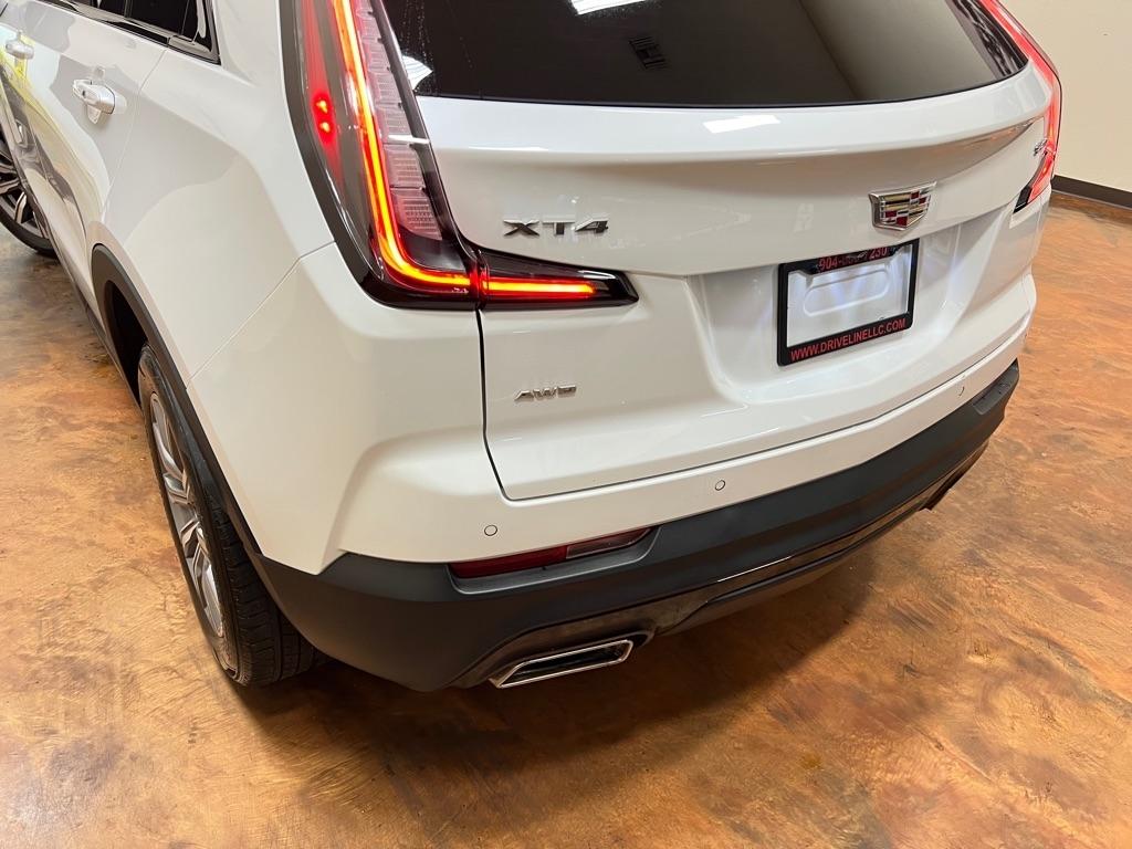 Cadillac XT4 AWD 4dr Sport 2023
