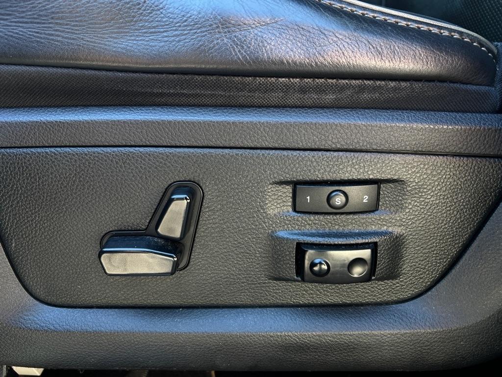 RAM 3500 Limited 4x4 Crew Cab 8' Box 2018