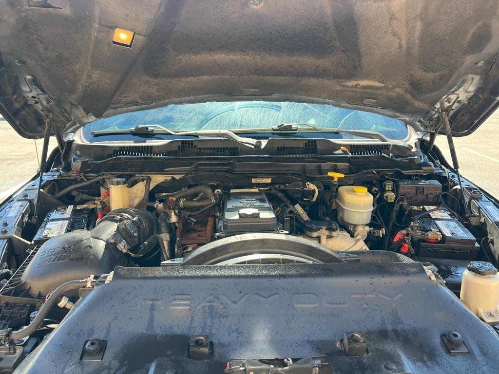 RAM 3500 Limited 4x4 Crew Cab 8' Box 2018