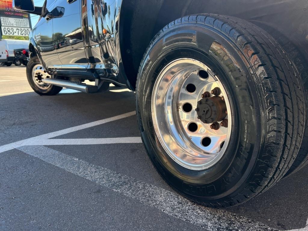 RAM 3500 Limited 4x4 Crew Cab 8' Box 2018