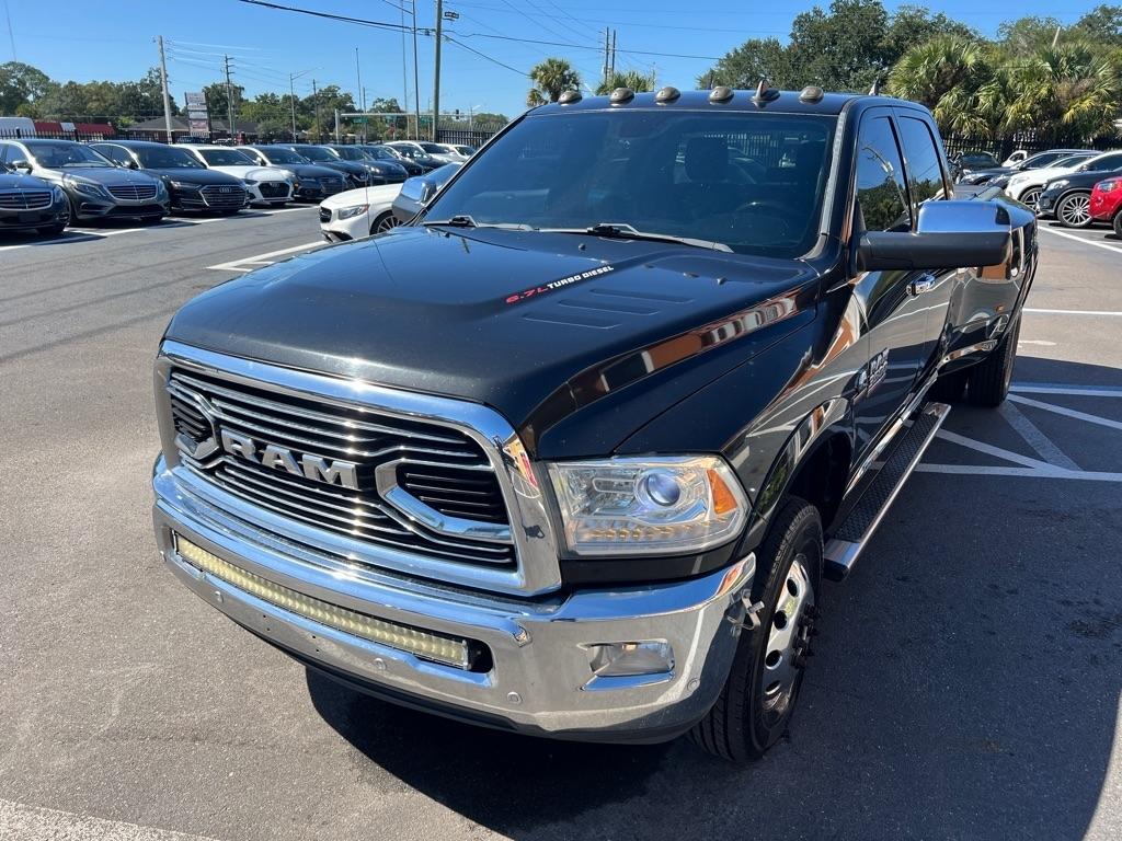 RAM 3500 Limited 4x4 Crew Cab 8' Box 2018