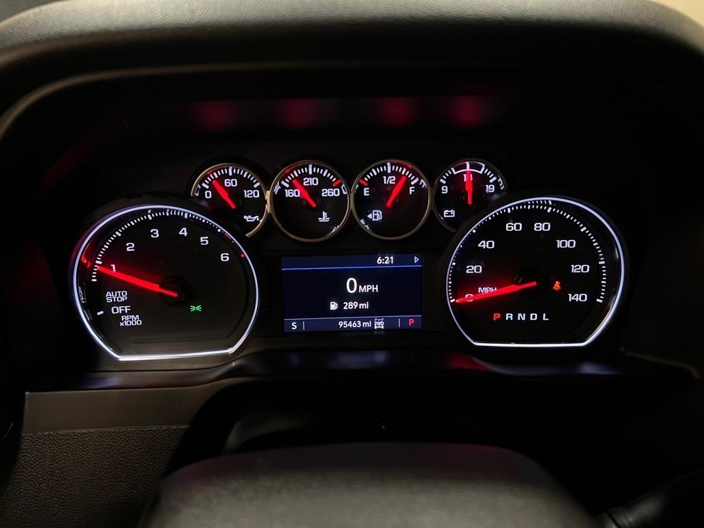 Chevrolet Silverado 1500 4WD Crew Cab 147" LT 2020