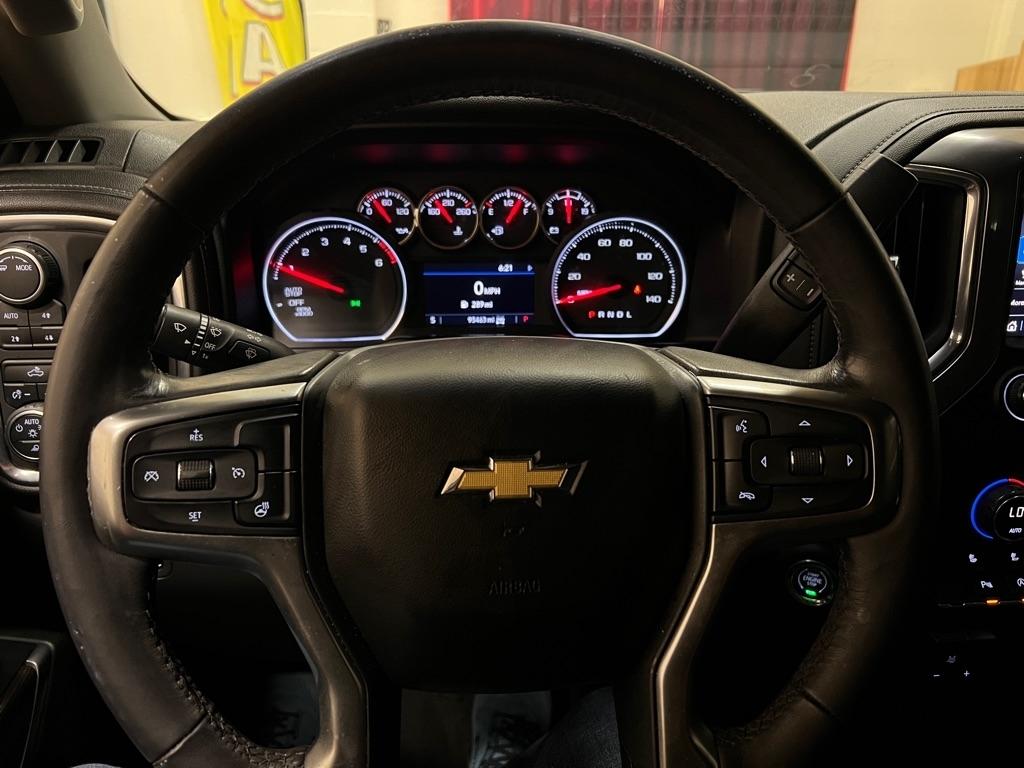 Chevrolet Silverado 1500 4WD Crew Cab 147" LT 2020