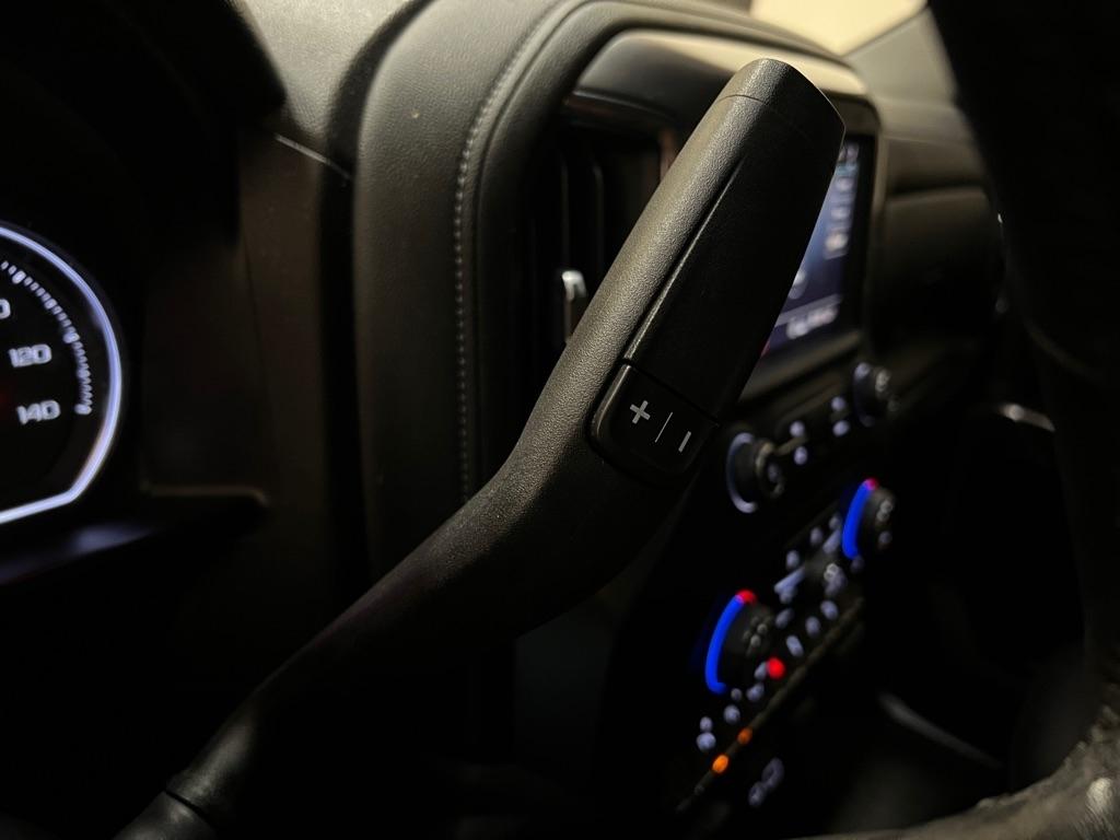 Chevrolet Silverado 1500 4WD Crew Cab 147" LT 2020