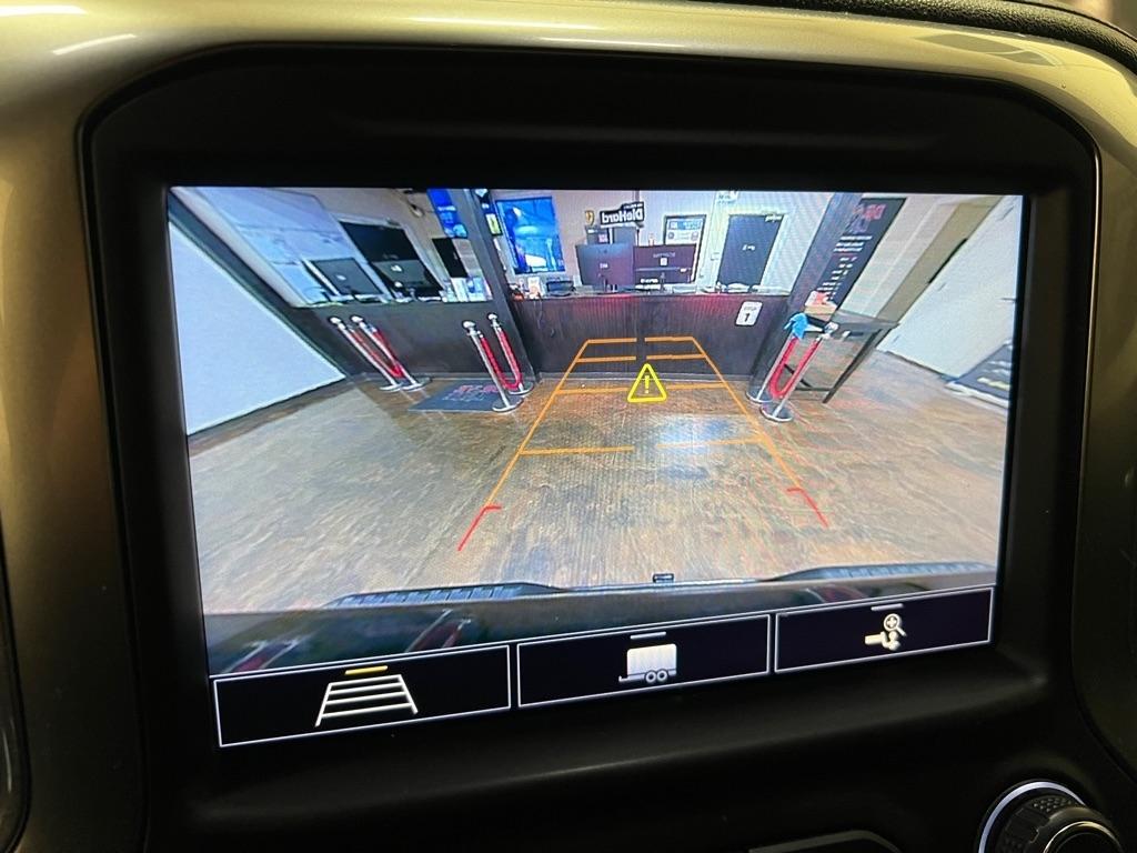 Chevrolet Silverado 1500 4WD Crew Cab 147" LT 2020