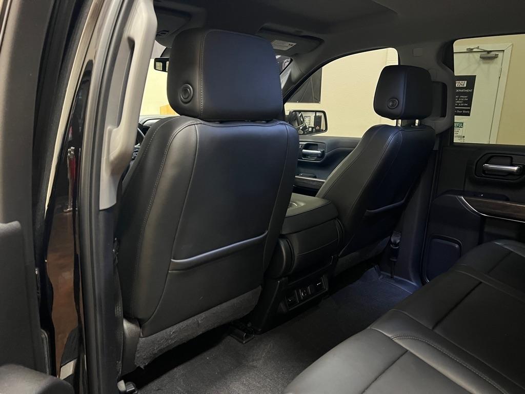 Chevrolet Silverado 1500 4WD Crew Cab 147" LT 2020