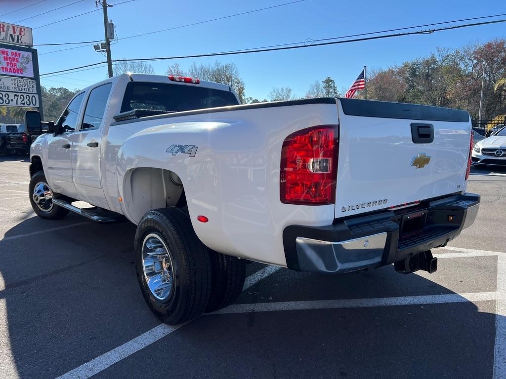 Chevrolet Silverado 3500HD 4WD Crew Cab 167.7" LT 2013