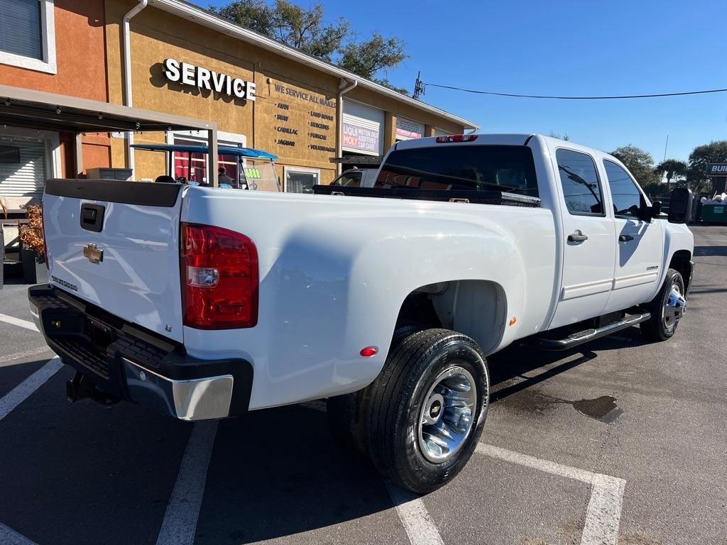Chevrolet Silverado 3500HD 4WD Crew Cab 167.7" LT 2013