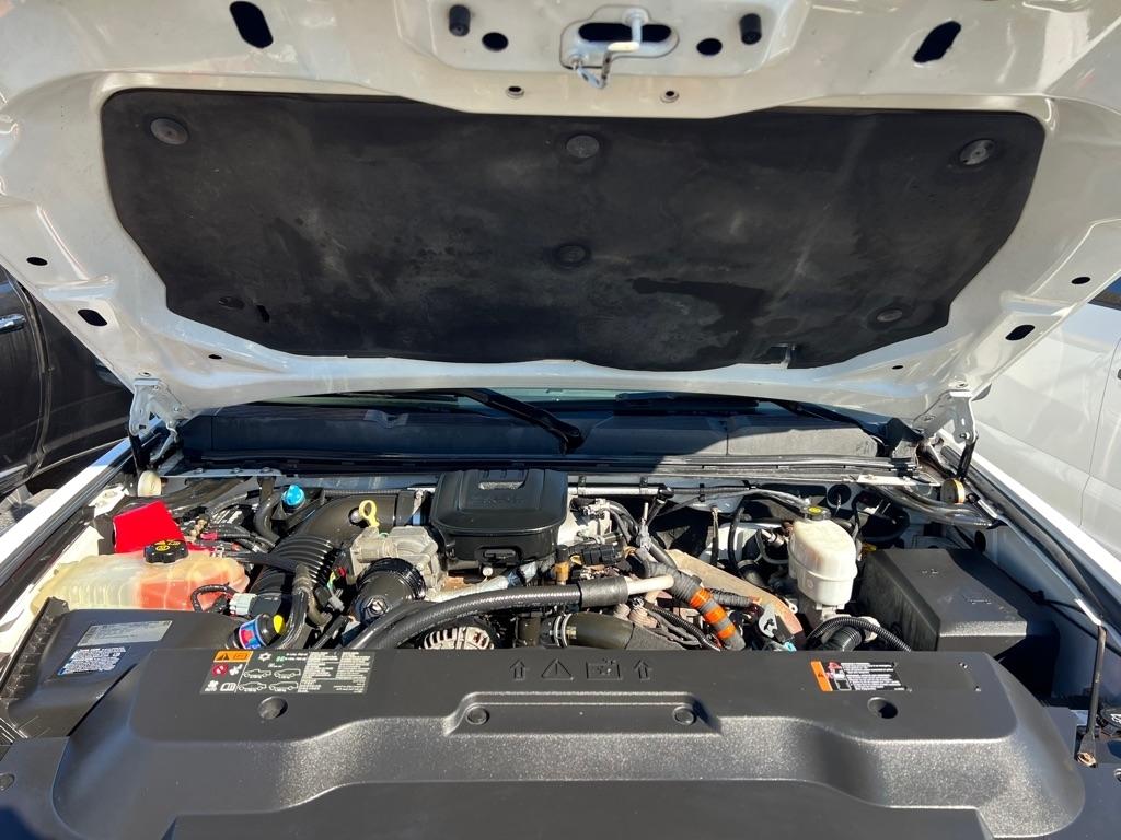 Chevrolet Silverado 3500HD 4WD Crew Cab 167.7" LT 2013