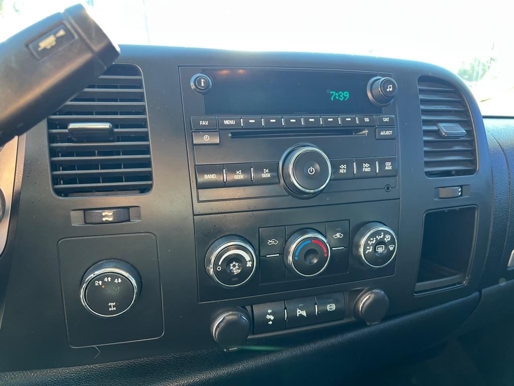 Chevrolet Silverado 3500HD 4WD Crew Cab 167.7" LT 2013