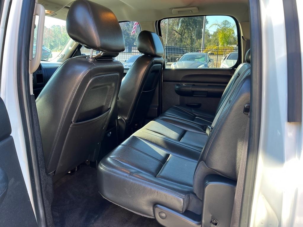 Chevrolet Silverado 3500HD 4WD Crew Cab 167.7" LT 2013