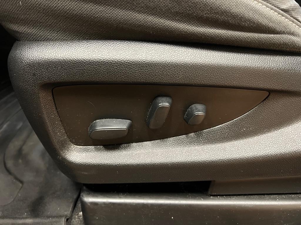 GMC Sierra 2500HD 4WD Double Cab 144.2" SLE 2019