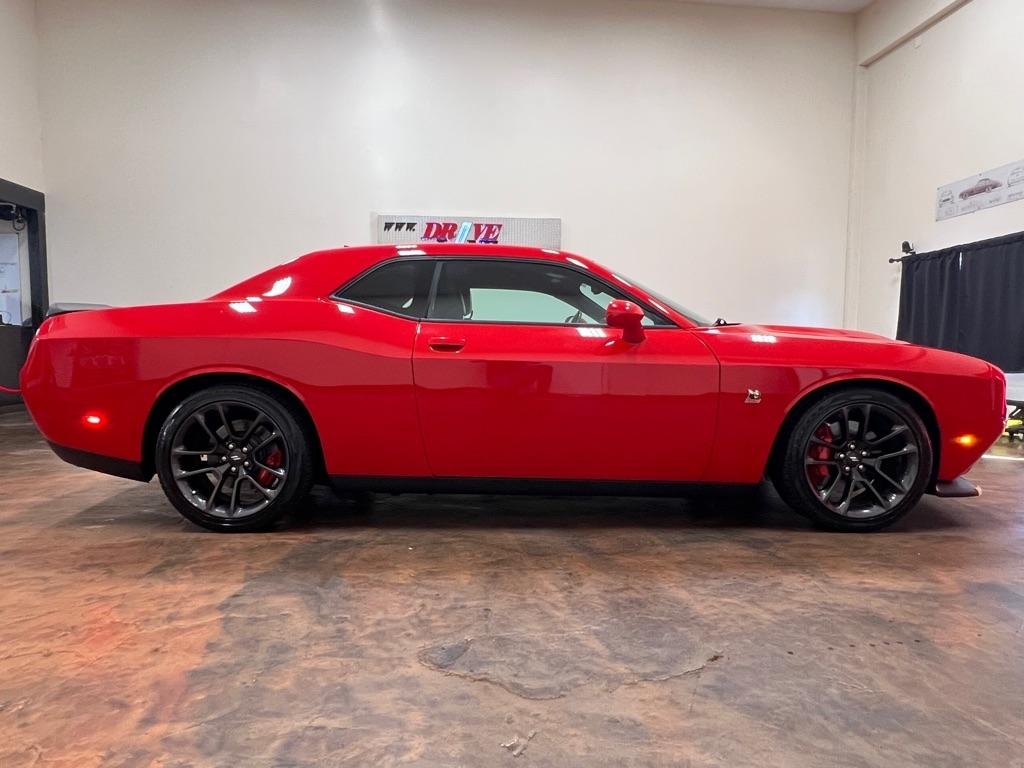 Dodge Challenger R/T Scat Pack RWD 2021