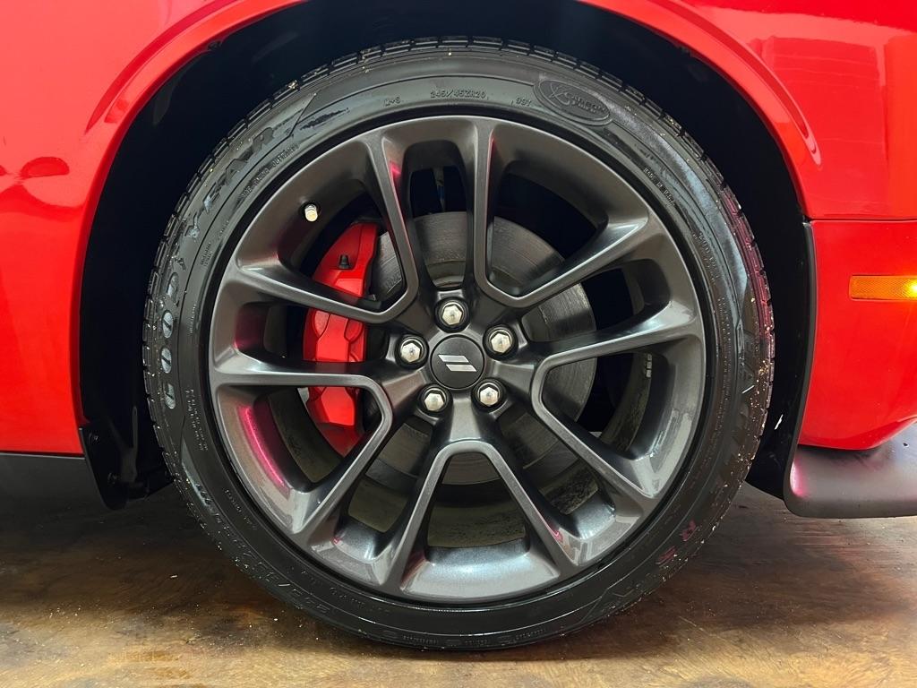 Dodge Challenger R/T Scat Pack RWD 2021