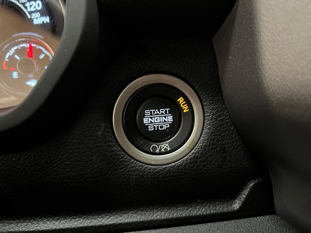 RAM 2500 Big Horn 4x4 Crew Cab 6'4" Box 2024