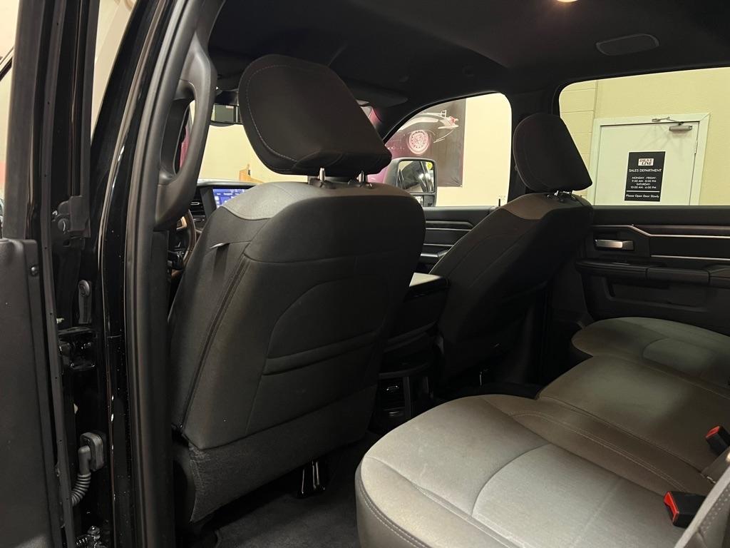 RAM 2500 Big Horn 4x4 Crew Cab 6'4" Box 2024