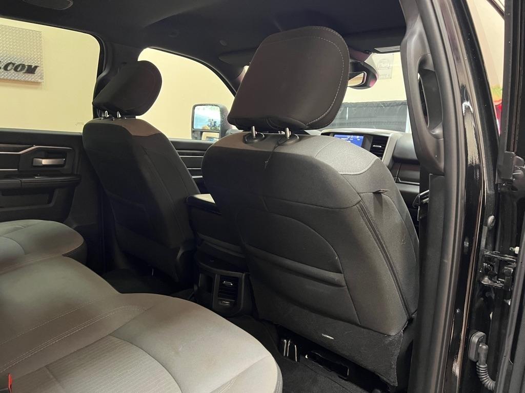 RAM 2500 Big Horn 4x4 Crew Cab 6'4" Box 2024