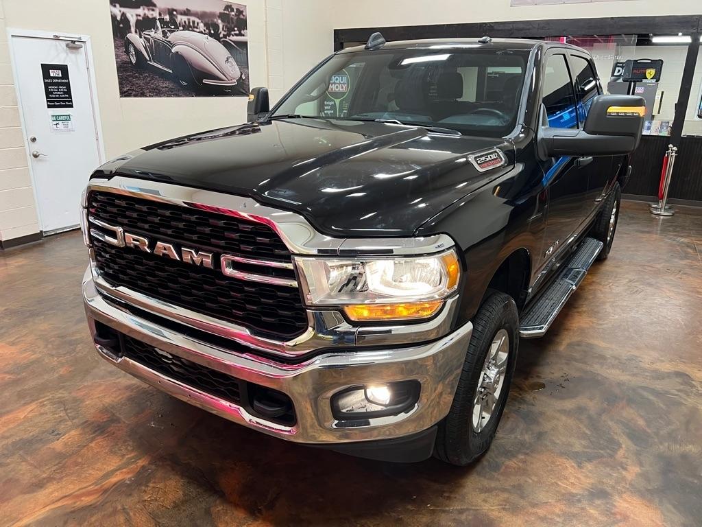 RAM 2500 Big Horn 4x4 Crew Cab 6'4" Box 2024