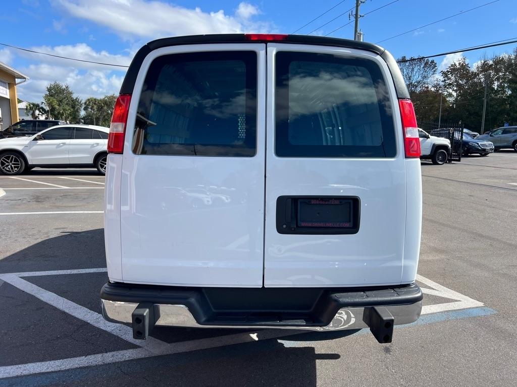 GMC Savana Cargo Van RWD 2500 135" 2021