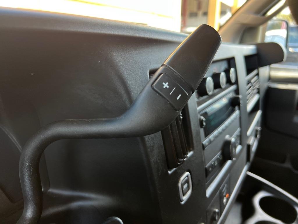 GMC Savana Cargo Van RWD 2500 135" 2021