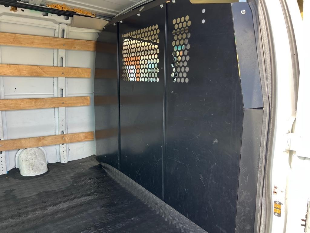 GMC Savana Cargo Van RWD 2500 135" 2021