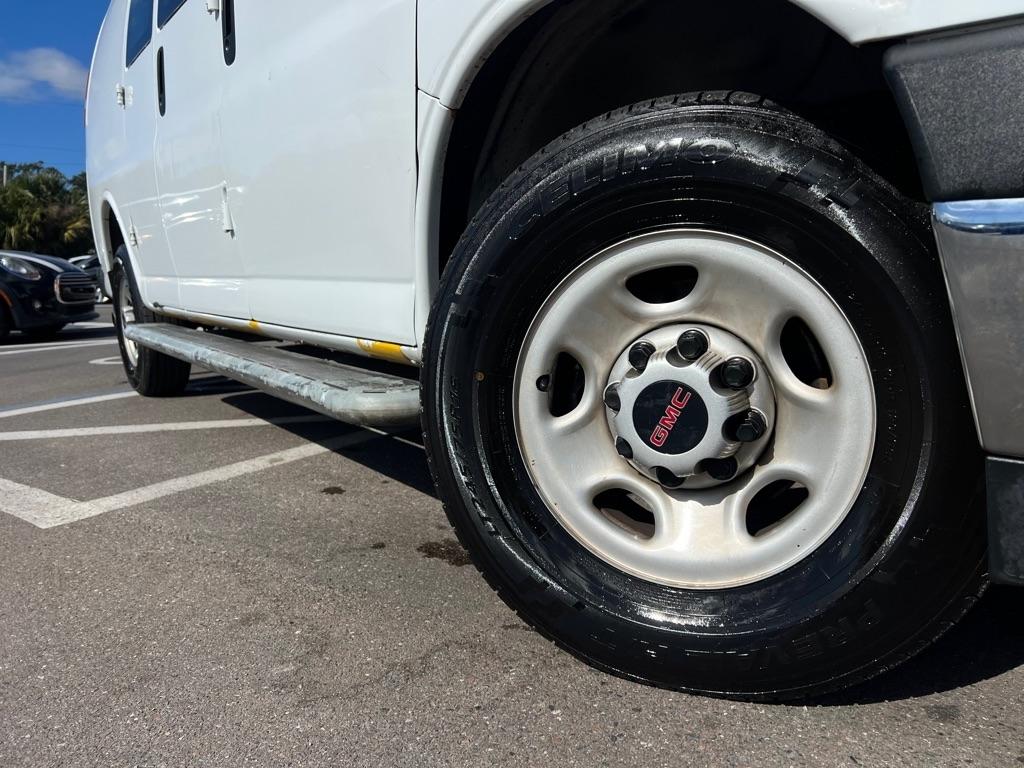 GMC Savana Cargo Van RWD 2500 135" 2021